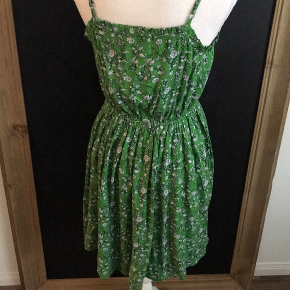 Hinge Green Floral Print Summer Dress - Picture 3 of 4